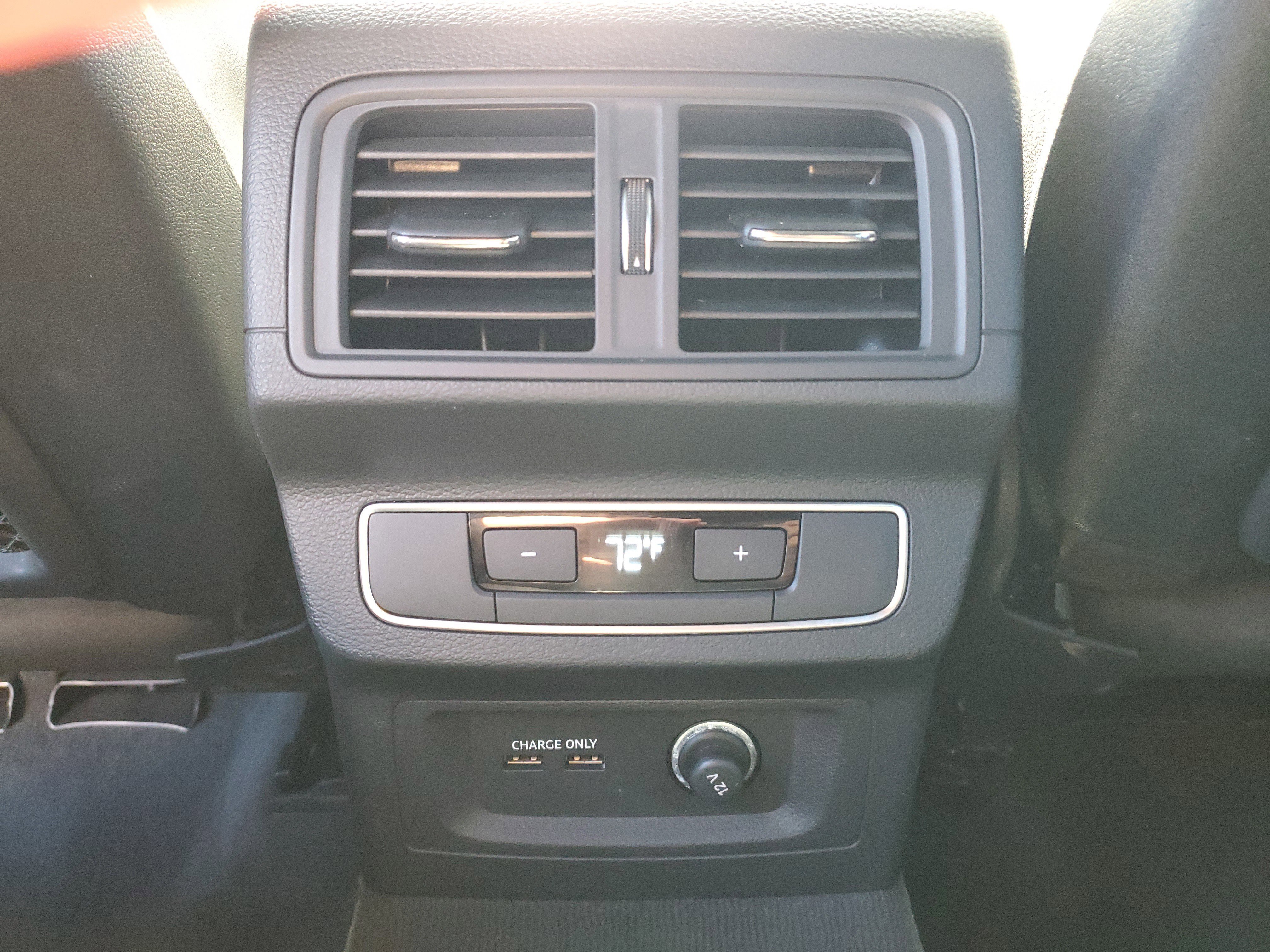 Used 2022 Audi SQ5 Premium Plus w/ Premium Plus Package image 12