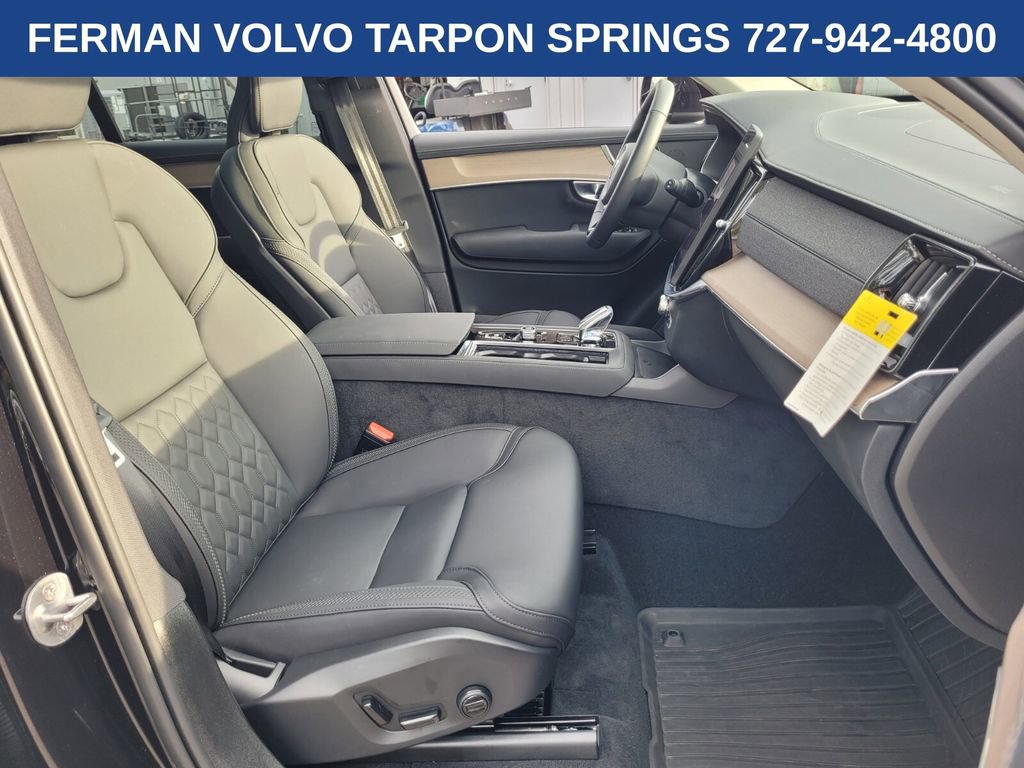 Used 2025 Volvo XC90 B5 Core w/ Climate Package image 21