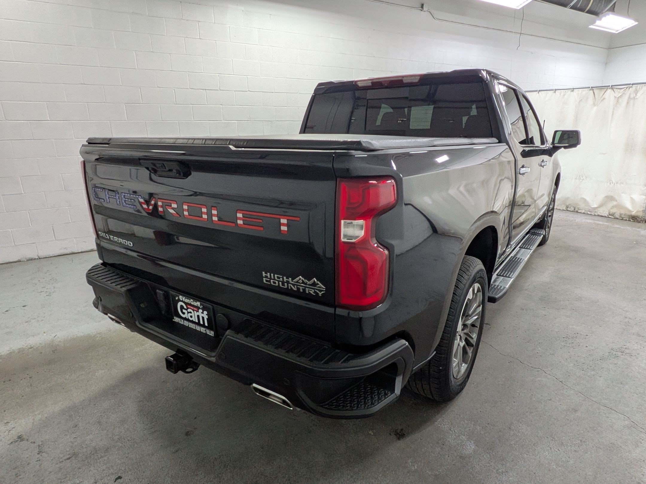 Used 2022 Chevrolet Silverado 1500 High Country RWD image 7