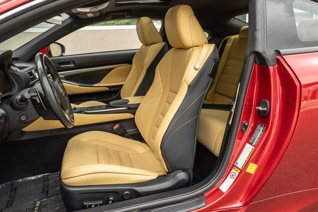 Used 2016 Lexus RC 200t image 12