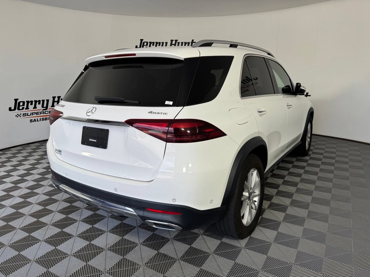 Used 2024 Mercedes-Benz GLE 350 4MATIC image 6