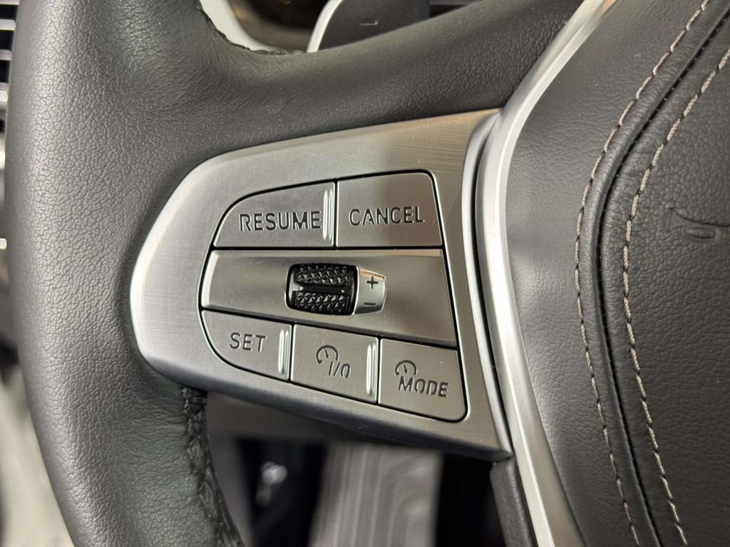 Used 2026 BMW X7 xDrive40i AWD/4WD image 22