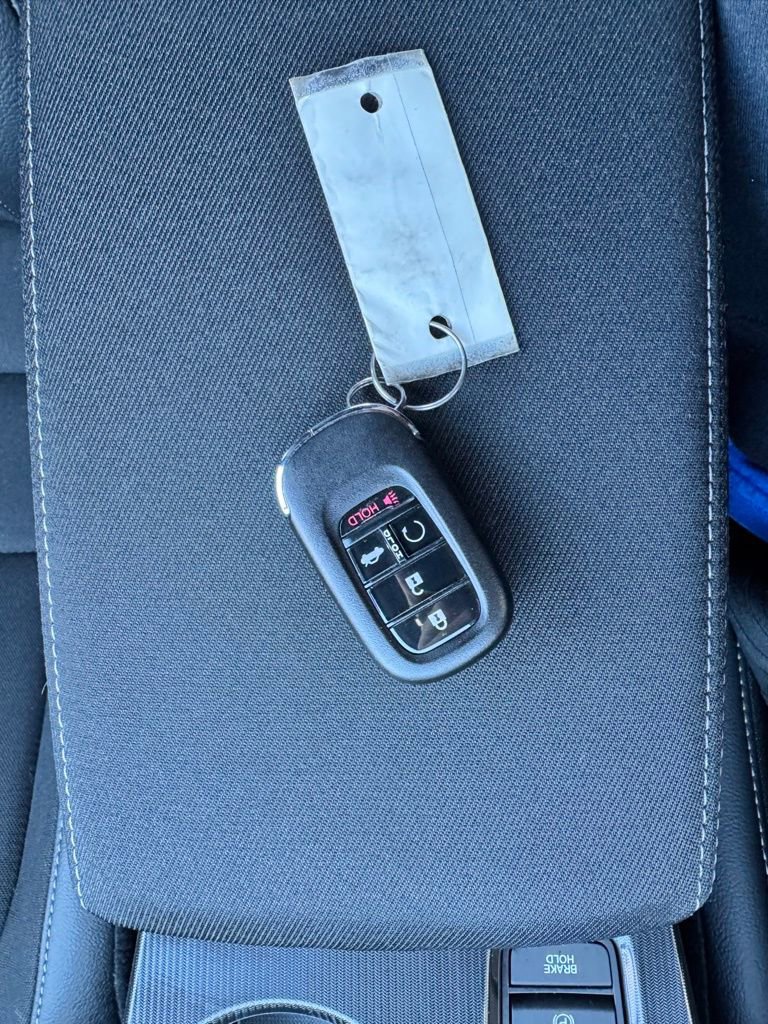 Certified 2025 Honda Civic Sport image 32