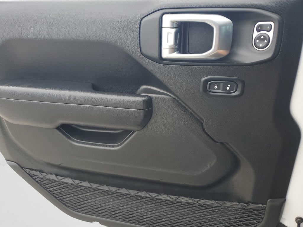 Used 2024 Jeep Wrangler Sport S image 24