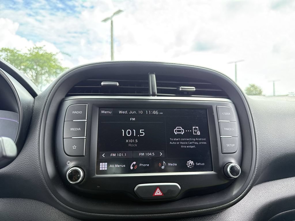 Used 2024 Kia Soul LX w/ Option Group 015 FWD image 22