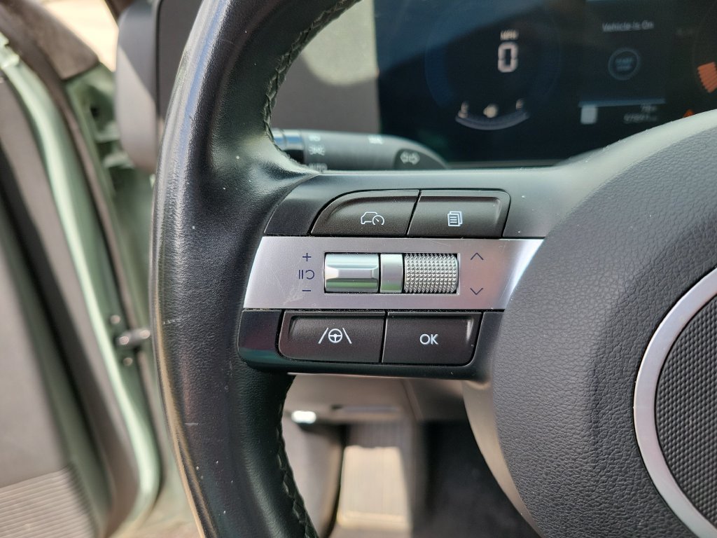 Used 2025 Hyundai Kona SEL FWD image 26