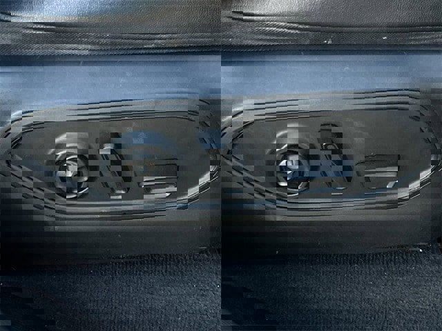 Used 2023 Jeep Grand Cherokee L Limited w/ Black Appearance Package image 31