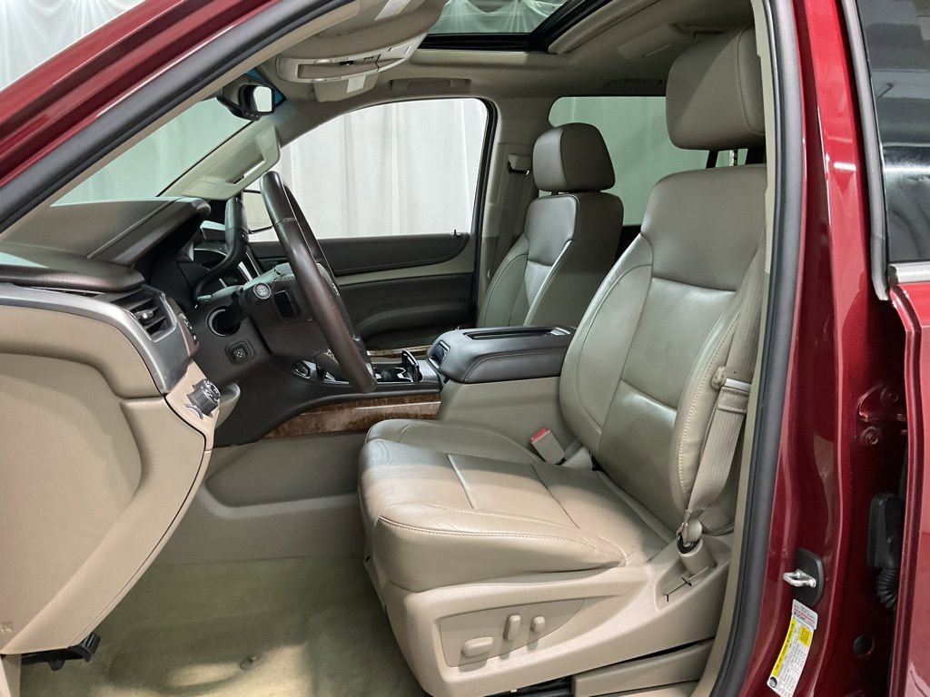 Used 2016 Chevrolet Suburban LTZ image 21