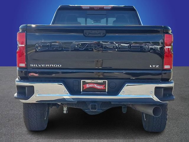 Used 2025 Chevrolet Silverado 3500 LTZ w/ LTZ Premium Package AWD/4WD image 5