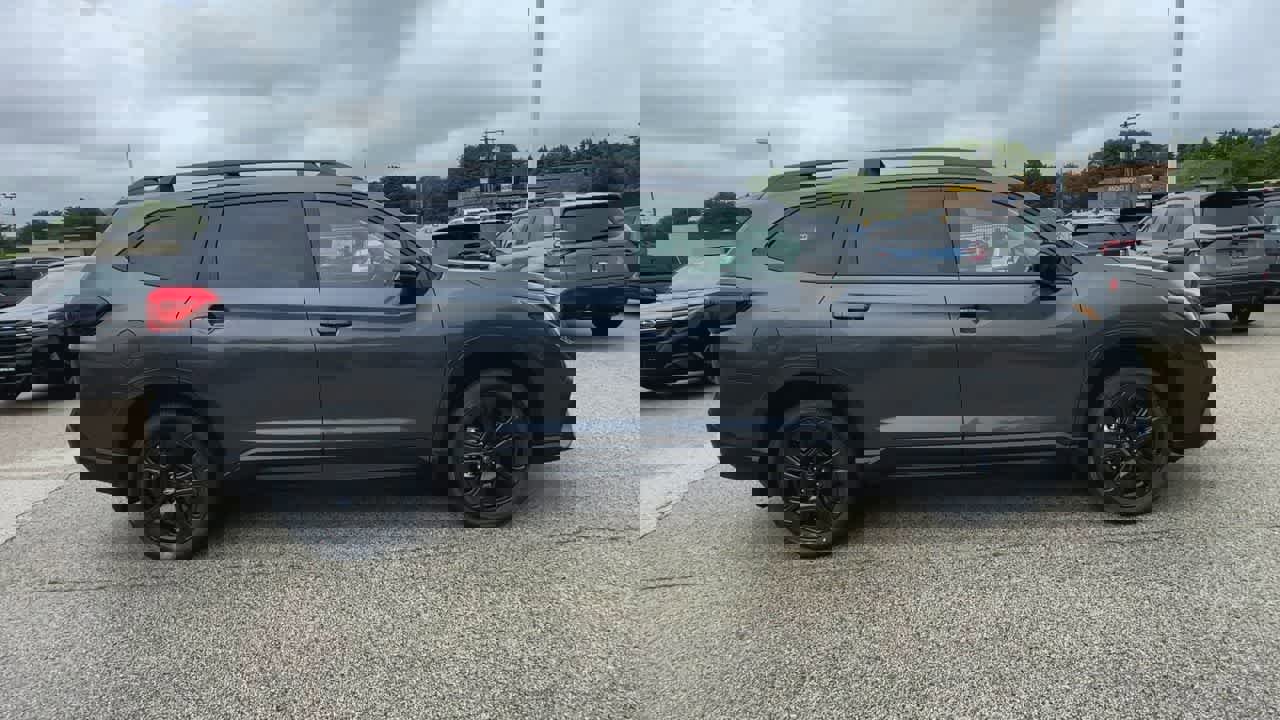 New 2025 Subaru Ascent Bronze Edition w/ Onyx Package image 9