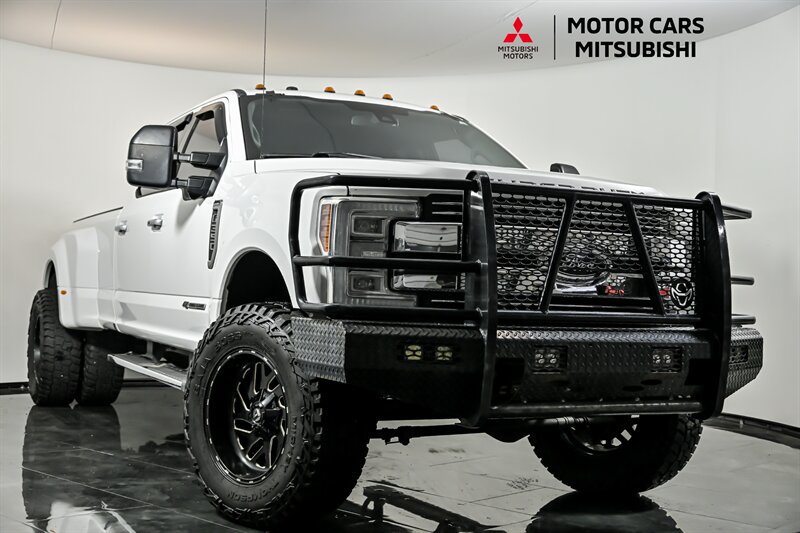 Used 2017 Ford F350 Lariat w/ Lariat Ultimate Package AWD/4WD image 1
