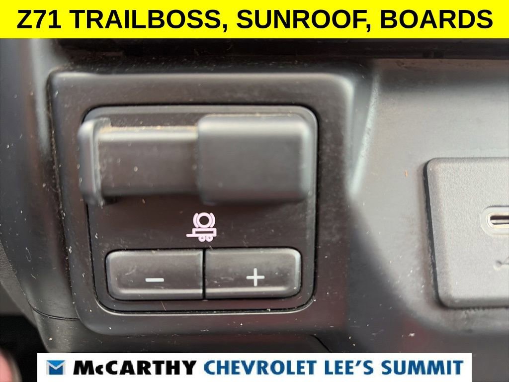 Used 2019 Chevrolet Silverado 1500 LT Trail Boss AWD/4WD image 11