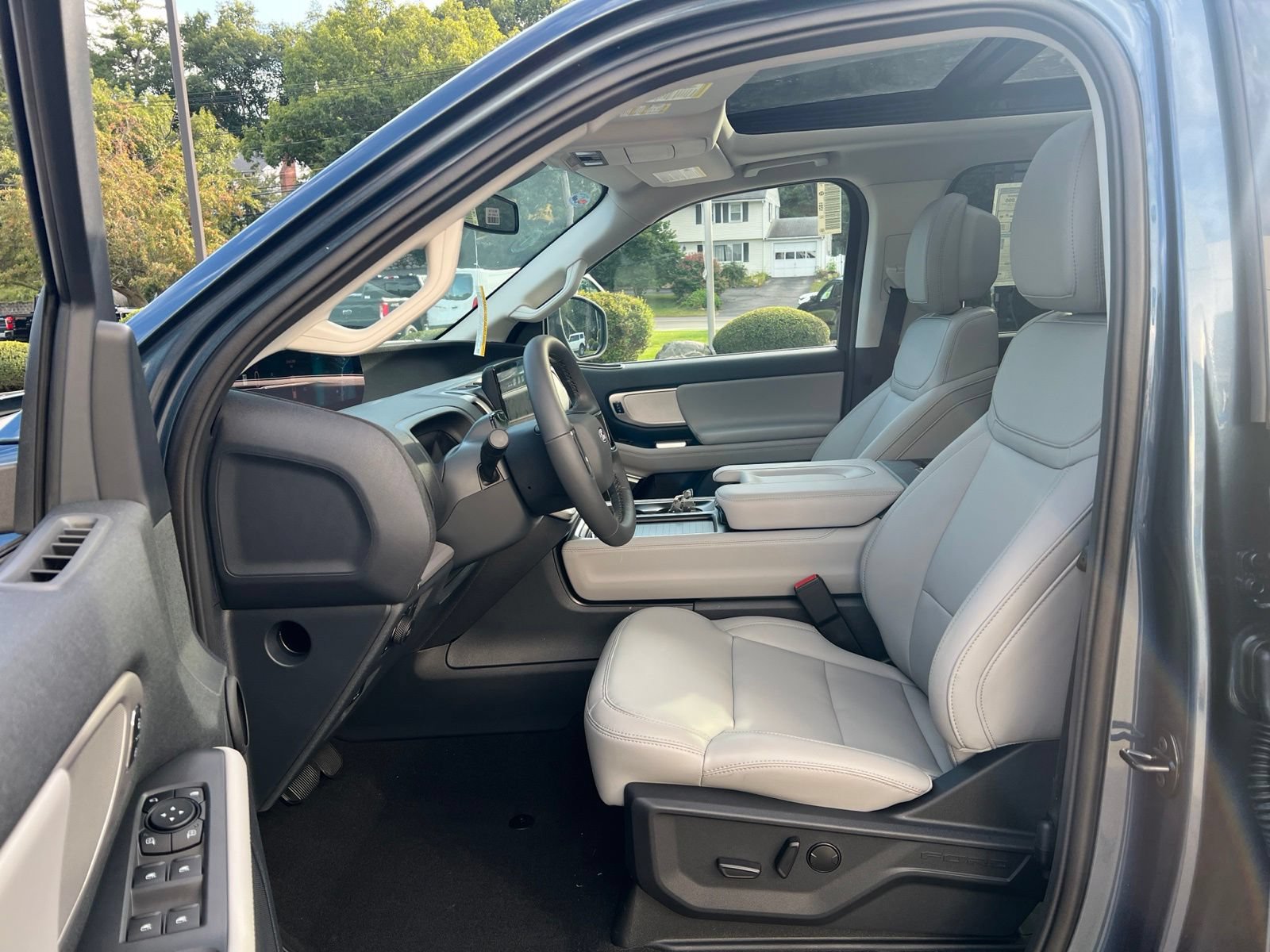 New 2027 Ford Expedition Active AWD/4WD image 19