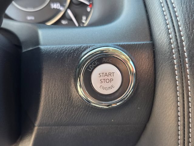 Used 2020 Nissan Armada Platinum w/ Captain's Chairs Package RWD image 28