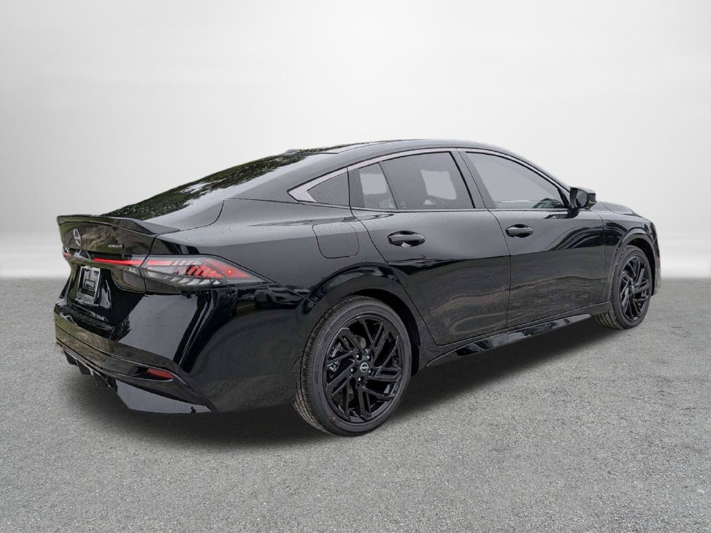 New 2027 Nissan Sentra SR w/ SR Premium Package FWD image 3