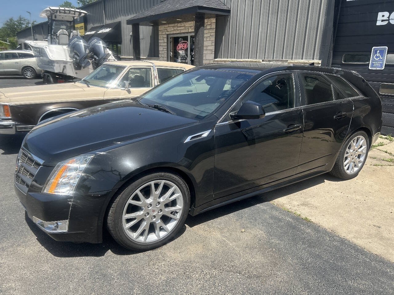 Used 2012 Cadillac CTS Premium RWD image 2