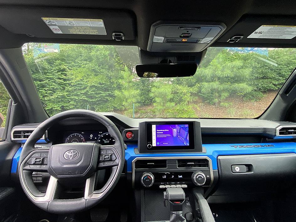 Certified 2026 Toyota Tacoma TRD Off-Road AWD/4WD image 20
