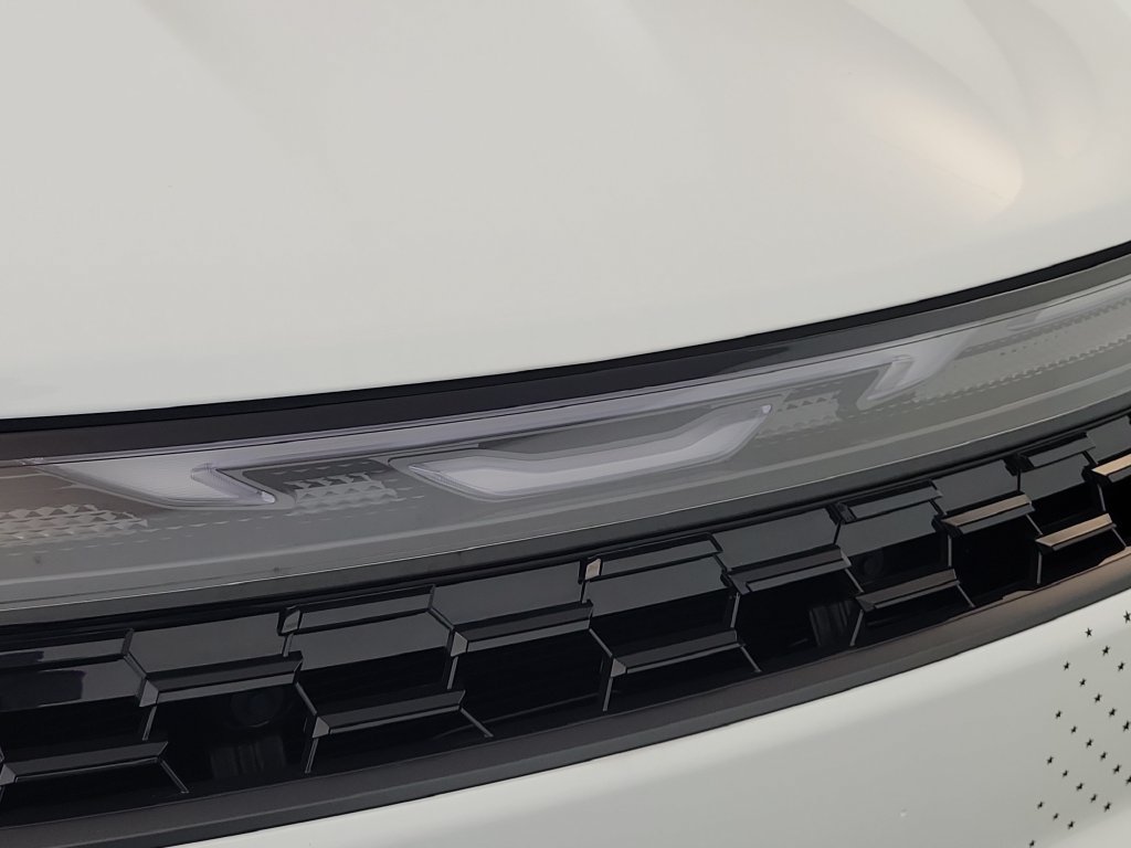 New 2027 Chrysler Pacifica Select FWD image 9