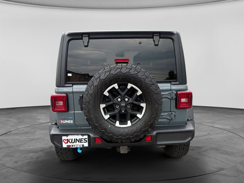 Used 2024 Jeep Wrangler Unlimited Rubicon 4xe AWD/4WD image 8