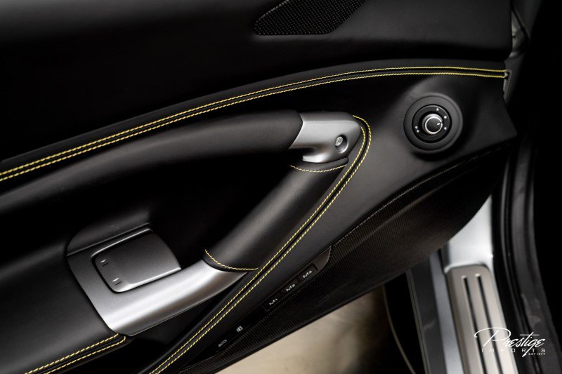 Used 2022 Ferrari F8 Tributo image 26