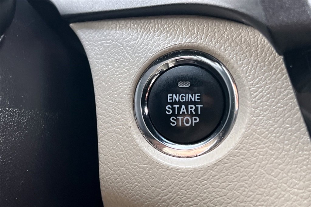 Certified 2017 Toyota Sienna Limited image 24