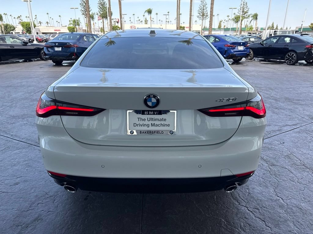 Used 2026 BMW 430i Coupe w/ Parking Assistance Package RWD image 4