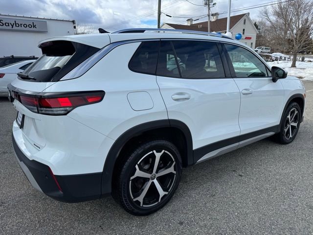 Used 2025 Volkswagen Tiguan SE image 5