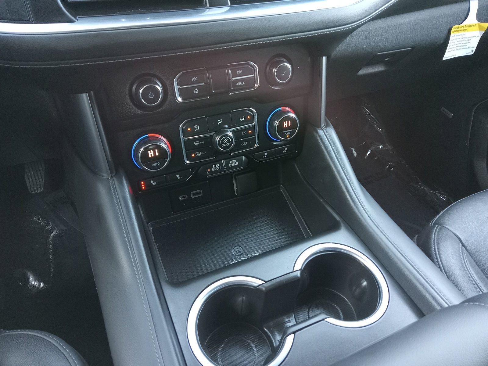 Used 2021 Chevrolet Tahoe LT w/ LT Signature Package image 19