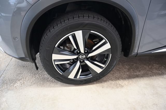 Used 2021 Nissan Rogue Platinum FWD image 35
