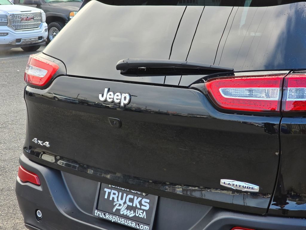 Used 2018 Jeep Cherokee Latitude Plus image 15
