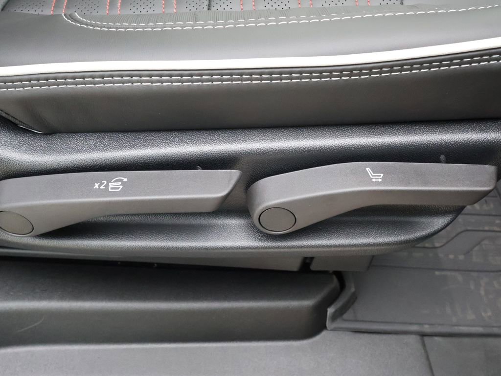 New 2026 GMC Yukon XL AT4 Ultimate image 44