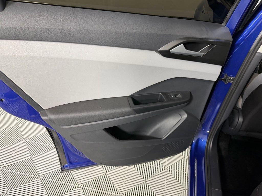 Used 2023 Volkswagen Taos S image 26