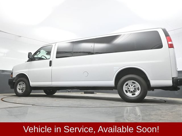 Used 2024 Chevrolet Express 3500 LS RWD image 34