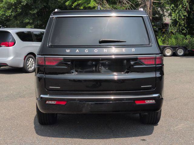 Certified 2023 Jeep Wagoneer Series III w/ Preferred Equipment Group AWD/4WD image 7