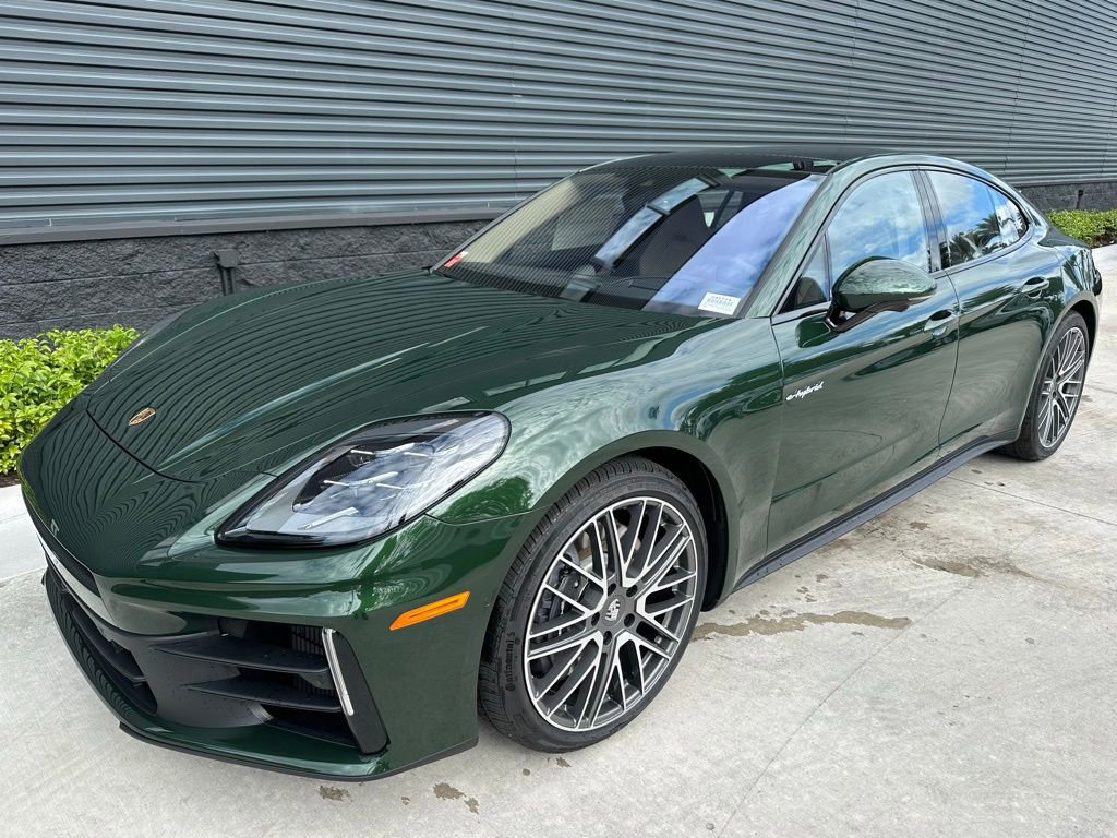 Used 2025 Porsche Panamera 4 image 7