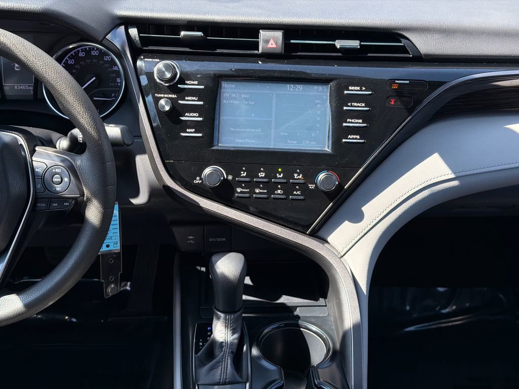 Used 2019 Toyota Camry LE image 15
