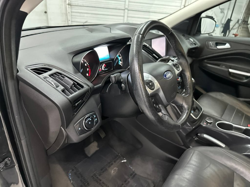 Used 2014 Ford Escape Titanium w/ Equipment Group 401A FWD image 13