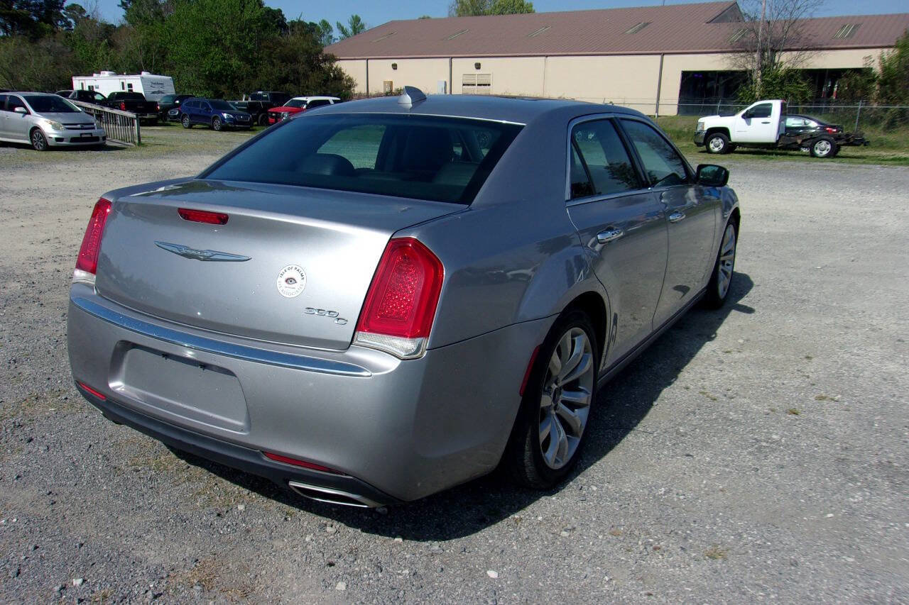 Used 2017 Chrysler 300 C w/ Harman/Kardon Audio Group RWD image 7