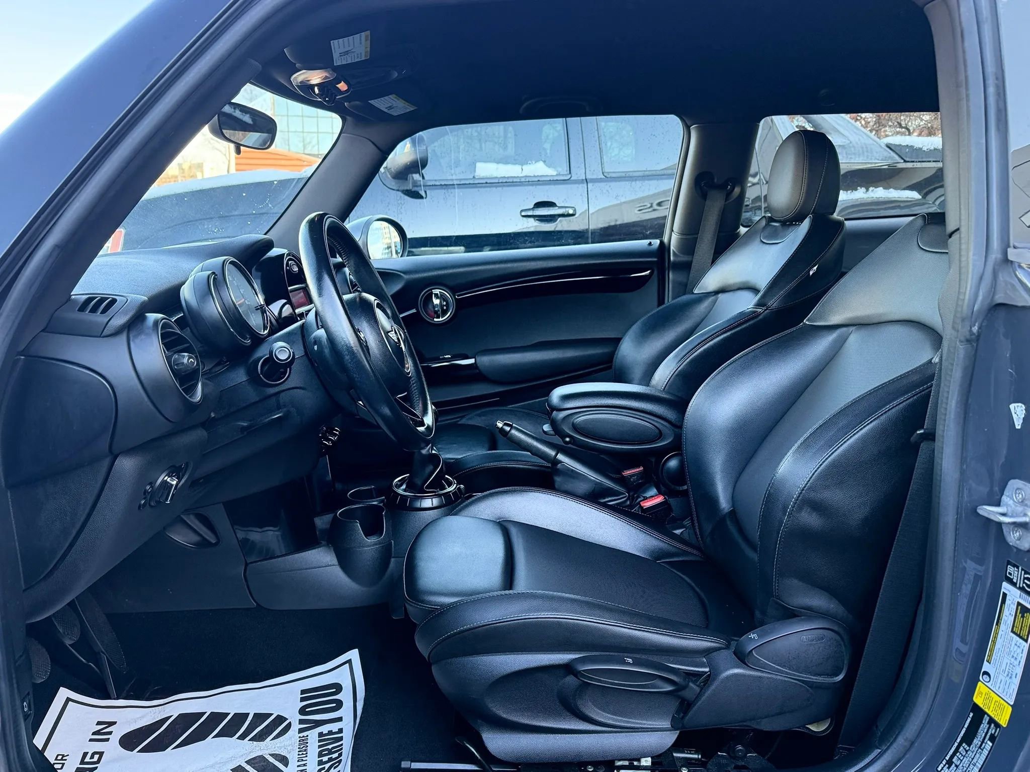 Used 2014 MINI Cooper S FWD image 10