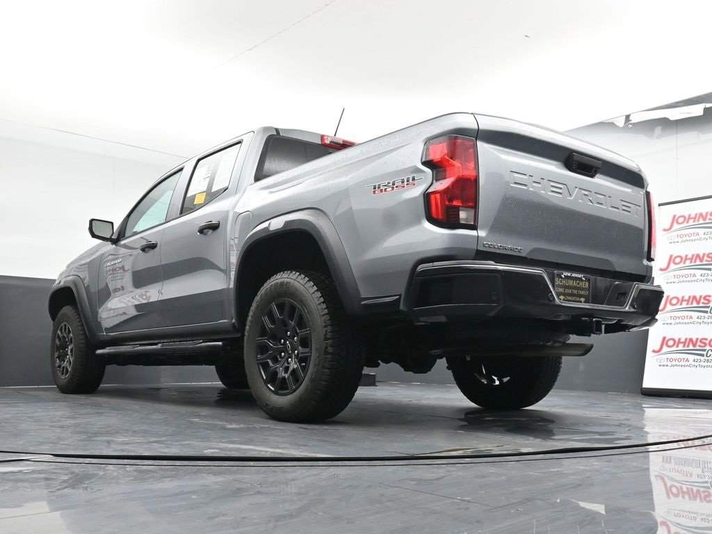 Used 2023 Chevrolet Colorado Trail Boss w/ Technology Package image 33