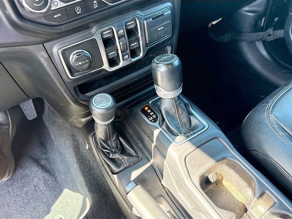 Used 2021 Jeep Gladiator Overland AWD/4WD image 18