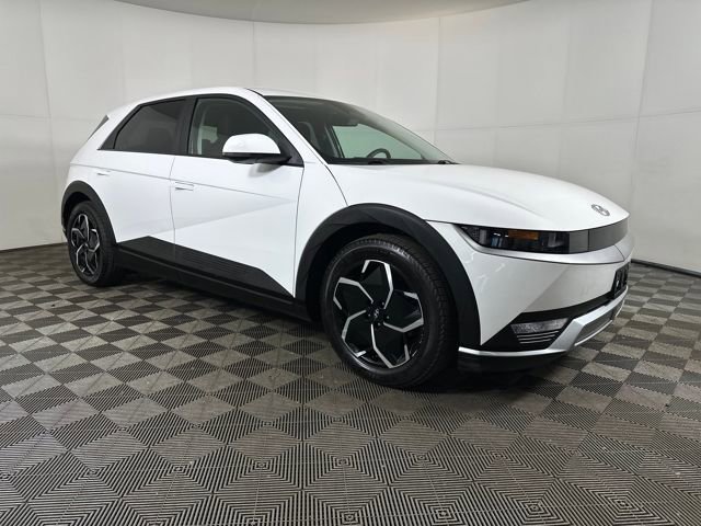 Used 2023 Hyundai Ioniq 5 SE w/ Cargo Package video 2