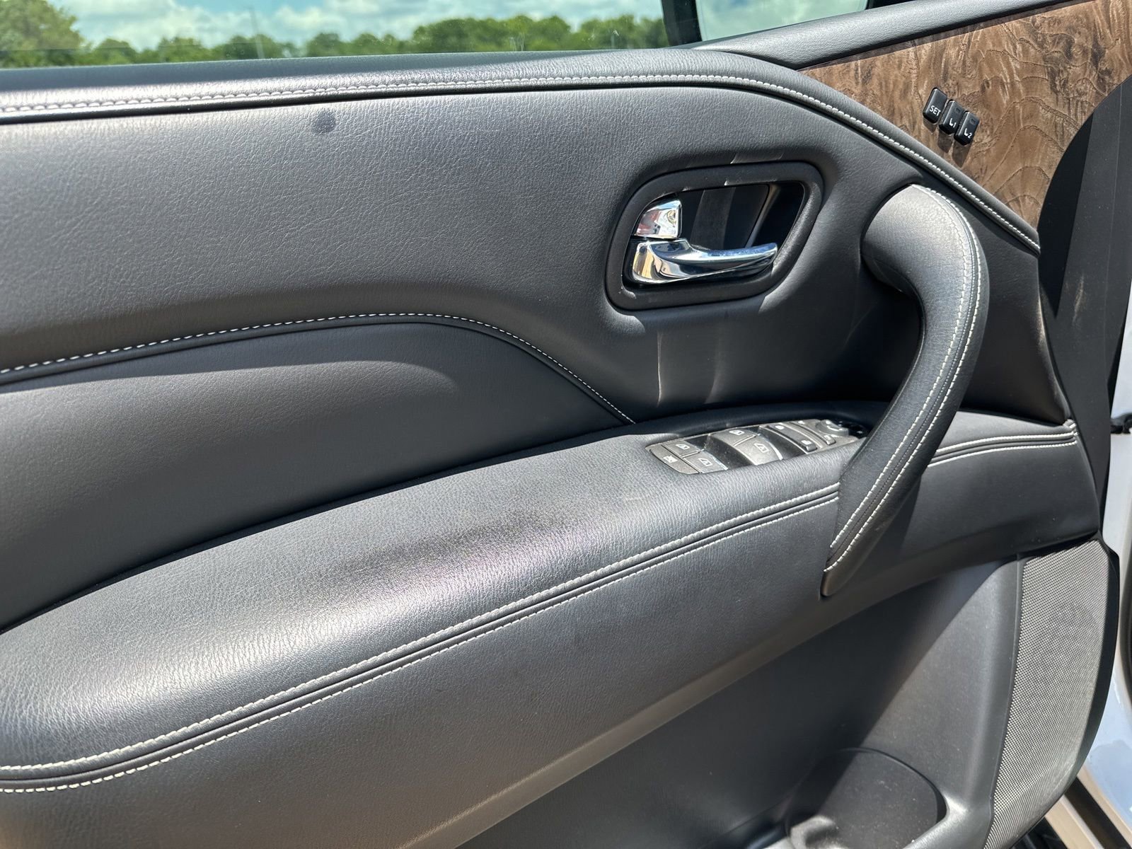 Used 2023 INFINITI QX80 Premium Select w/ Cargo Package RWD image 8