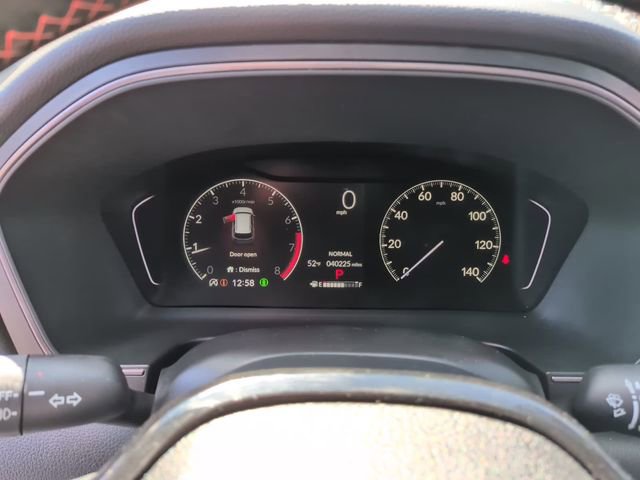 Used 2025 Honda Pilot TrailSport image 25