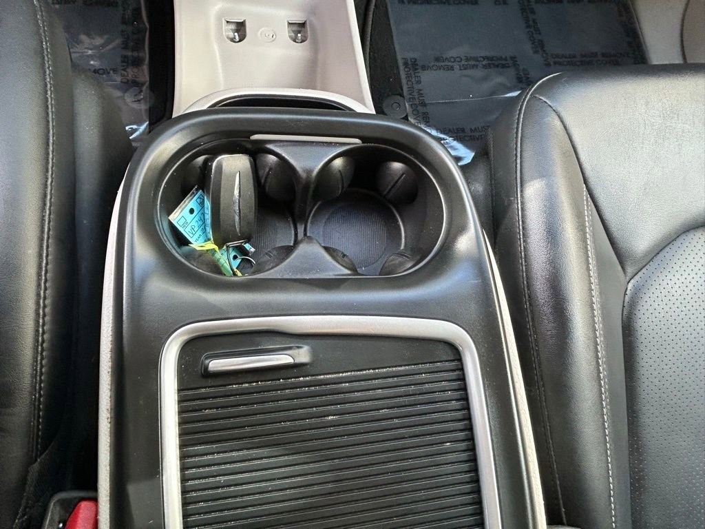 Certified 2024 Chrysler Pacifica Touring-L image 21