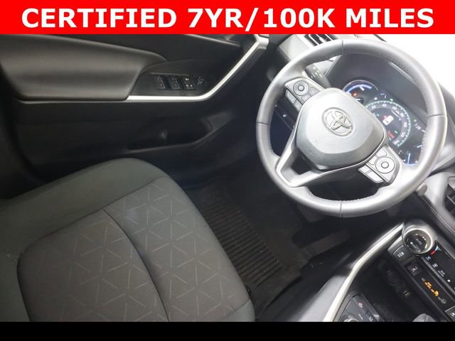 Used 2024 Toyota RAV4 XLE w/ Convenience Package image 18