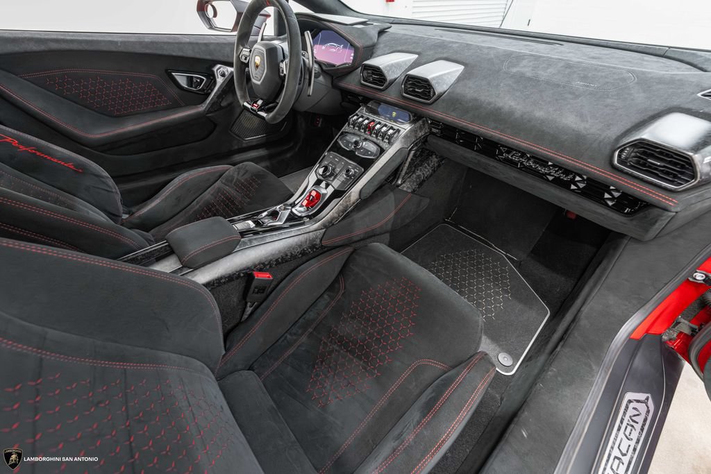 Used 2018 Lamborghini Huracan Performante AWD/4WD video 2