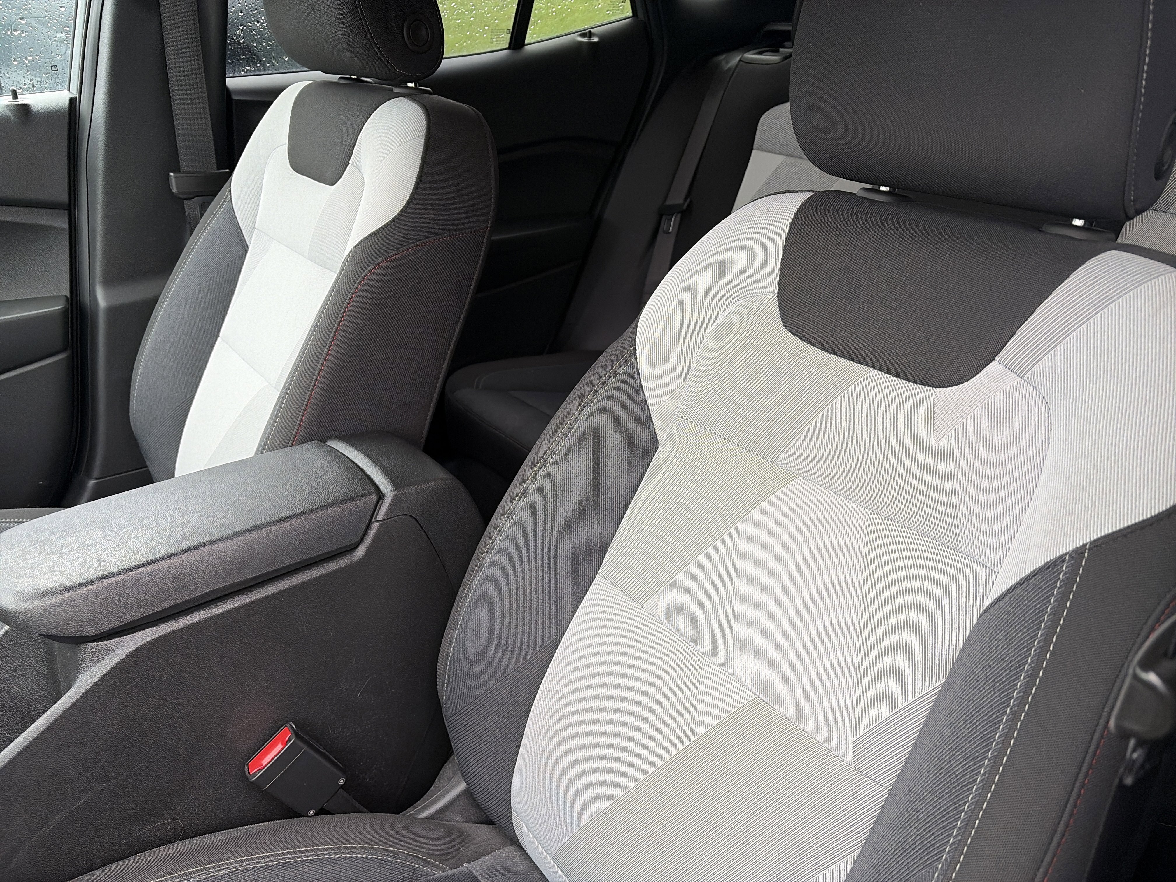 Certified 2024 Chevrolet Trax RS image 8