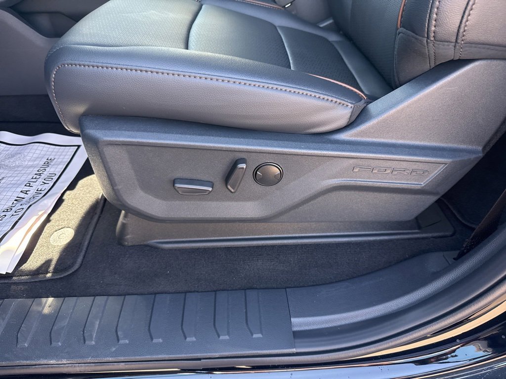 New 2026 Ford F250 Lariat image 17