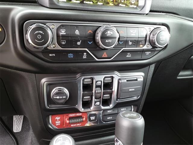 New 2023 Jeep Wrangler Unlimited Rubicon 4xe w/ Cold Weather Group image 25